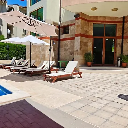 Ξενοδοχείο Serenity 3*